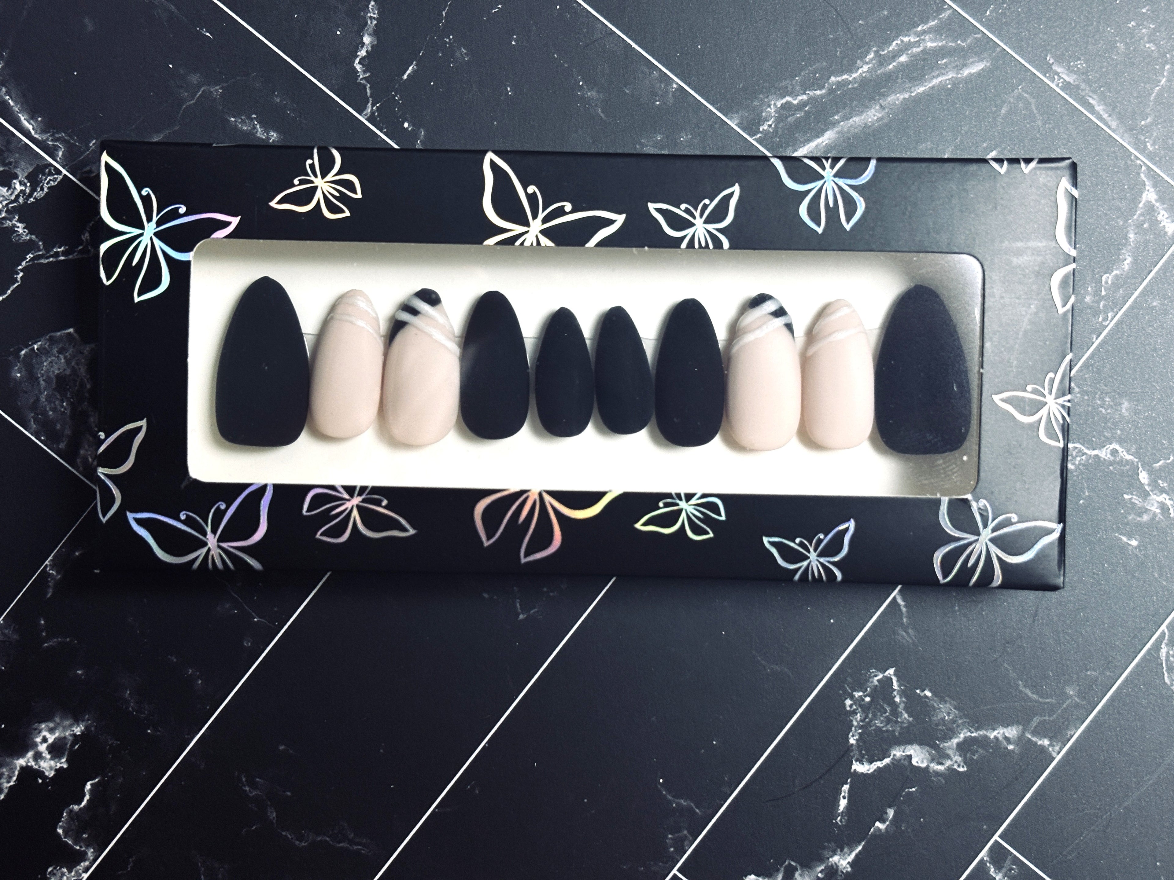 Black & White Geometric French Tip Press-On Nails – “Noir Geometry” Collection